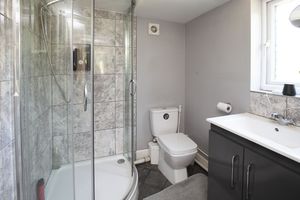 Annexe Bathroom- click for photo gallery